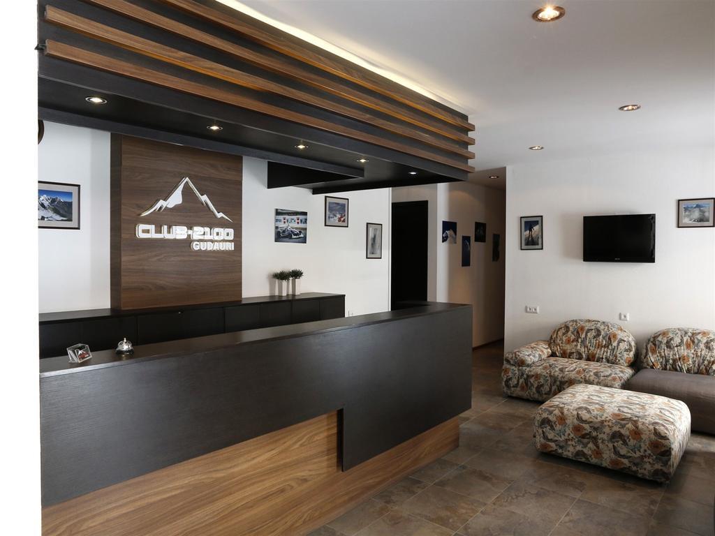Hotel Club-2100 Gudauri Exteriör bild